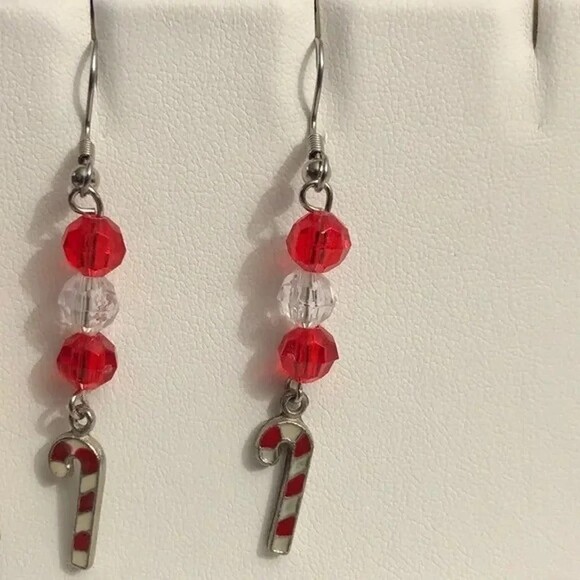 Candy Cane Bracelet & Earrings 2 Pairs - Picture 6 of 10